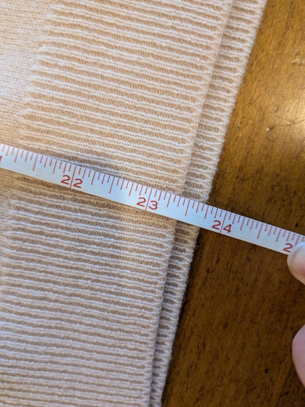 Pringle Scotland 100% Cashmere Soft Pink Roll Turtleneck Sweater Md/Lg Heritage - Picture 14 of 15